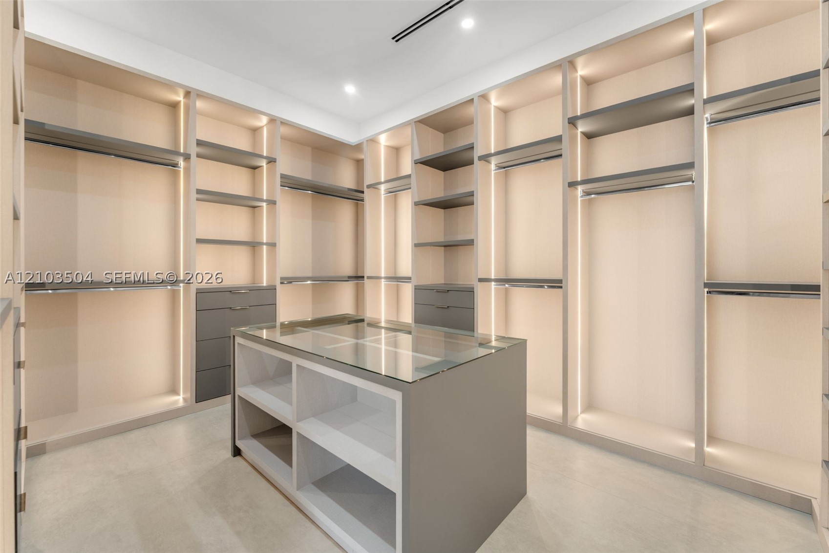 3236 SW 64th Ave Miami, FL 33155