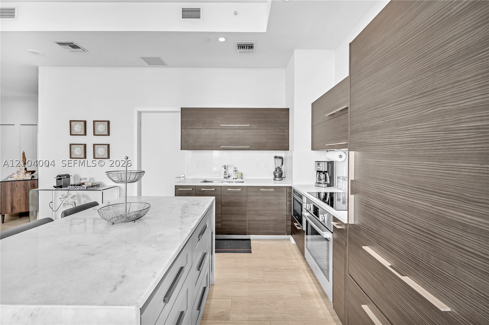 image Brickell Heights East10
