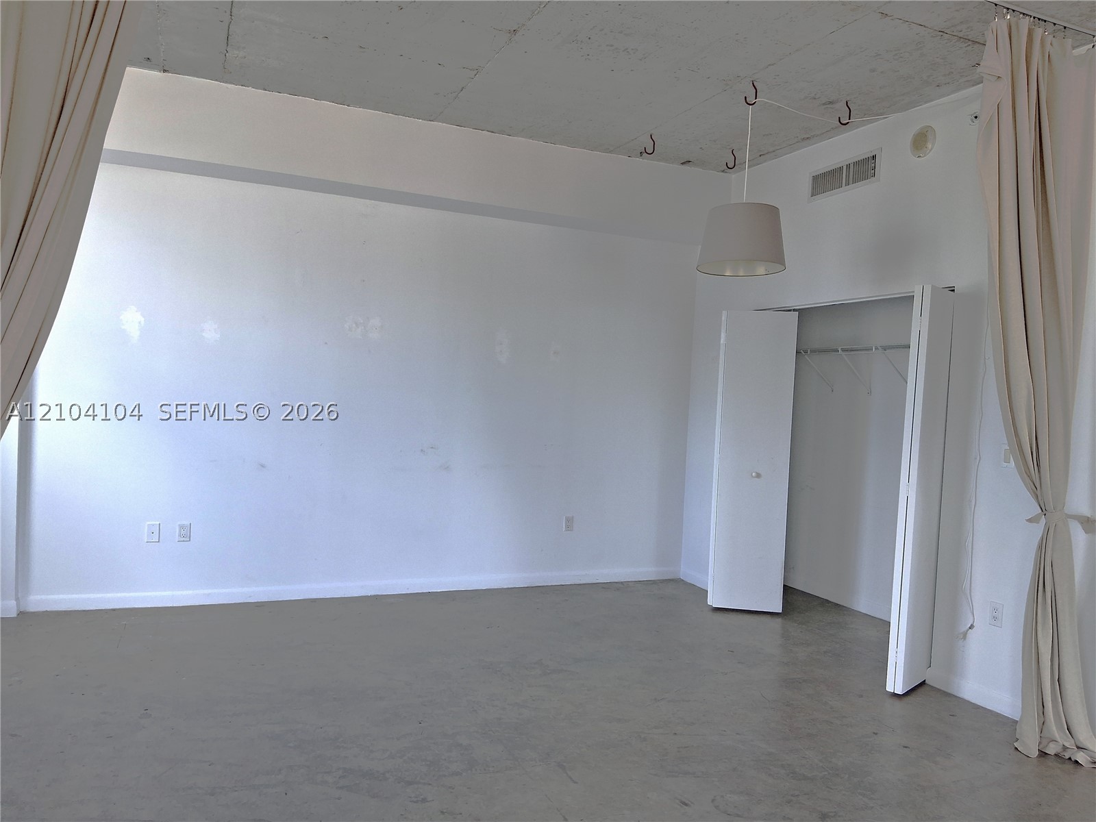 image The Loft 25