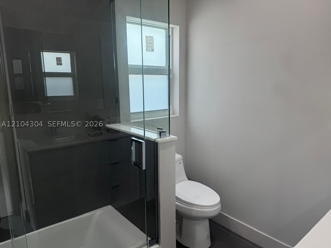 1028 NW 8th Ave Fort Lauderdale, FL 33311