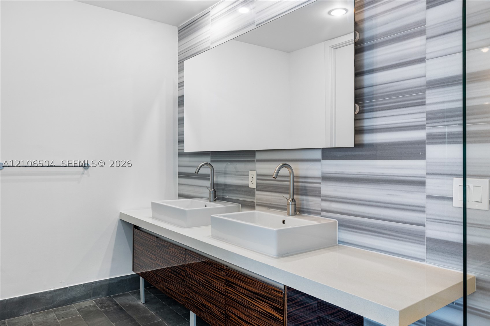 image Marquis Residences16