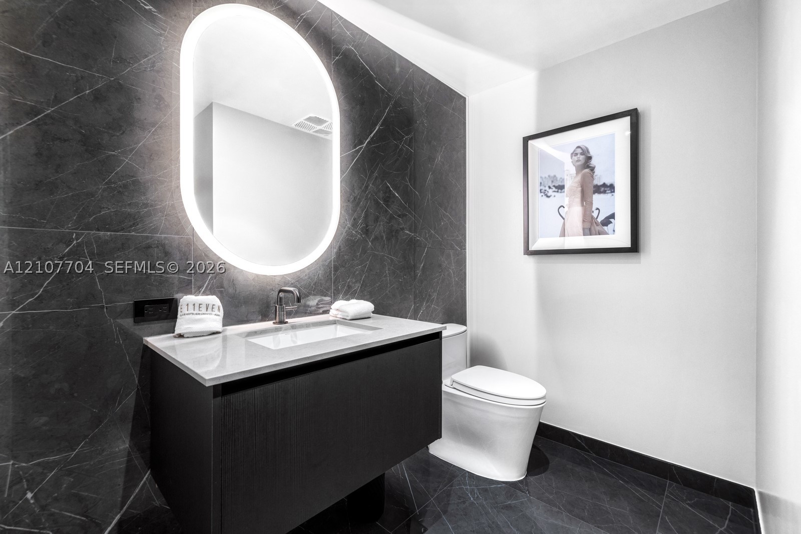 image E11EVEN Hotel & Residences16