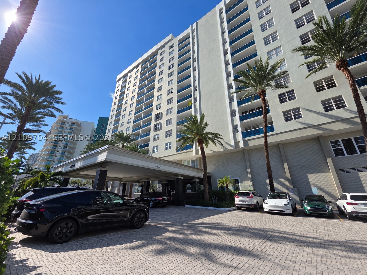 6770 Indian Crk Dr #14C Miami Beach, FL 33141