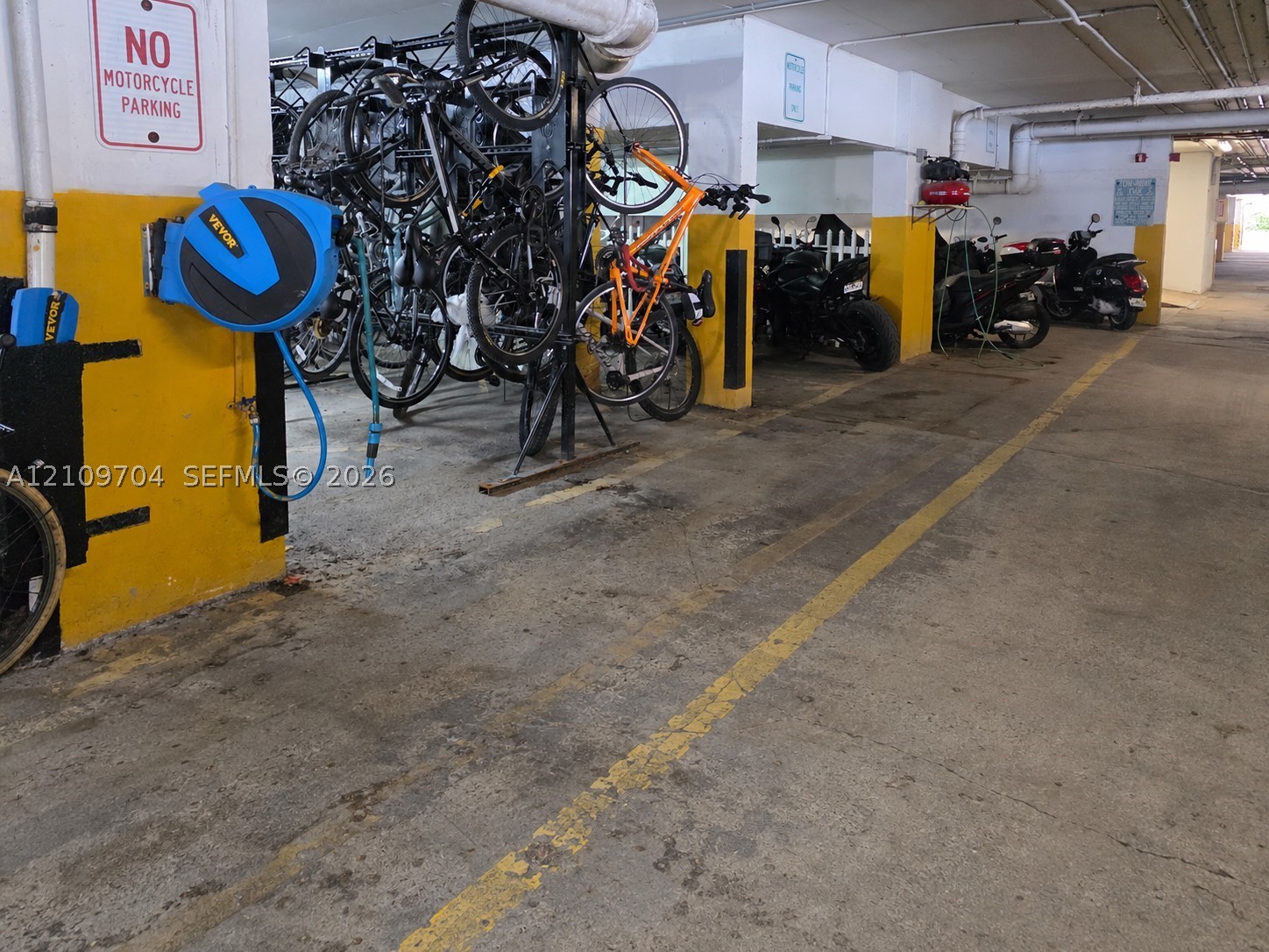 6770 Indian Crk Dr #14C Miami Beach, FL 33141