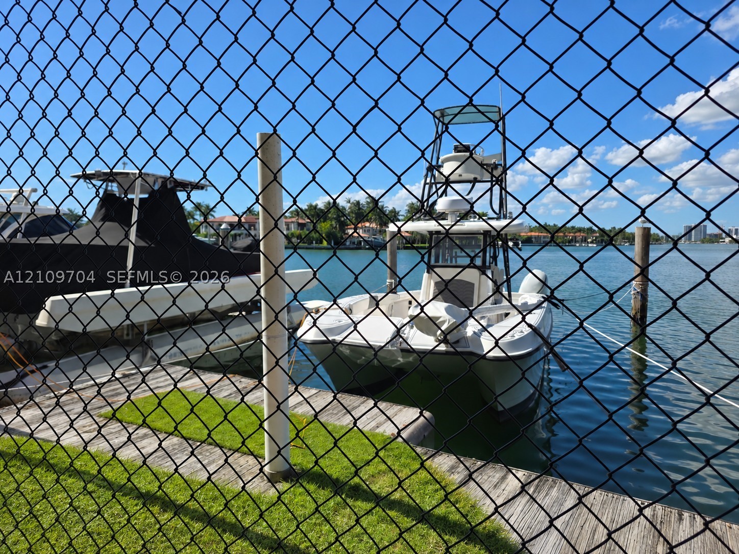 6770 Indian Crk Dr #14C Miami Beach, FL 33141