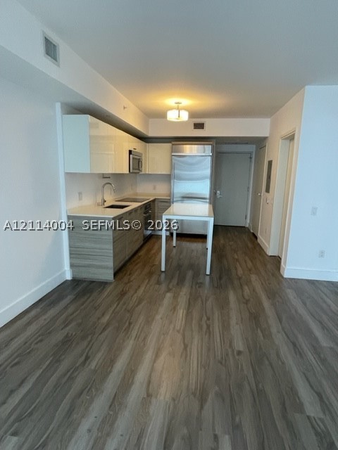1300 Brickell Bay Dr #1000
