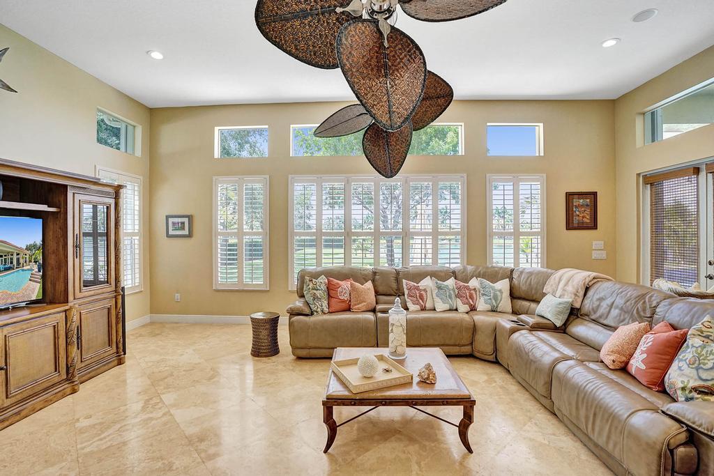 14985 SW 38th Davie, FL 33331