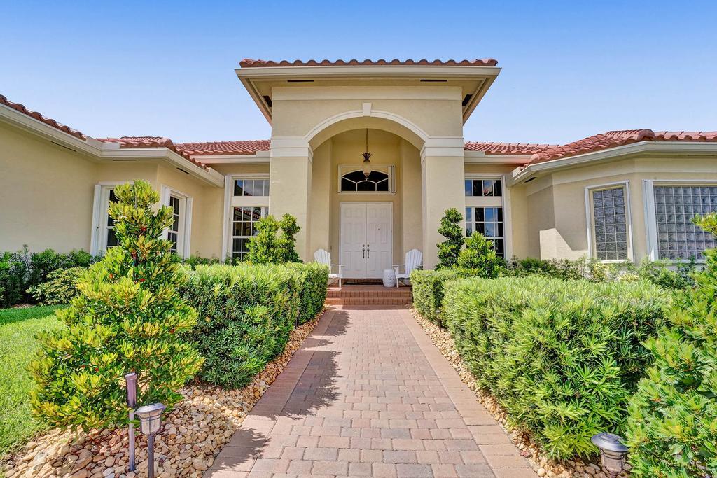 14985 SW 38th Davie, FL 33331