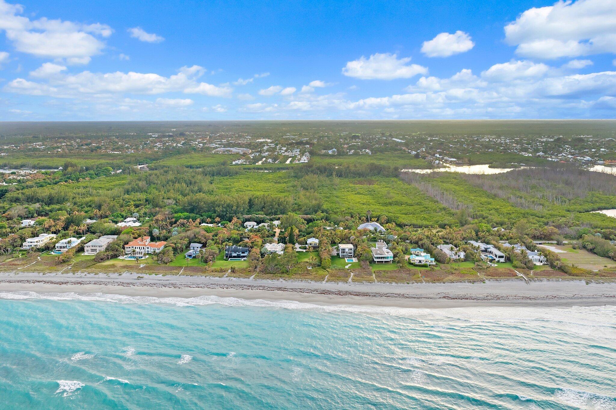 31 N Beach Hobe Sound, FL 33455