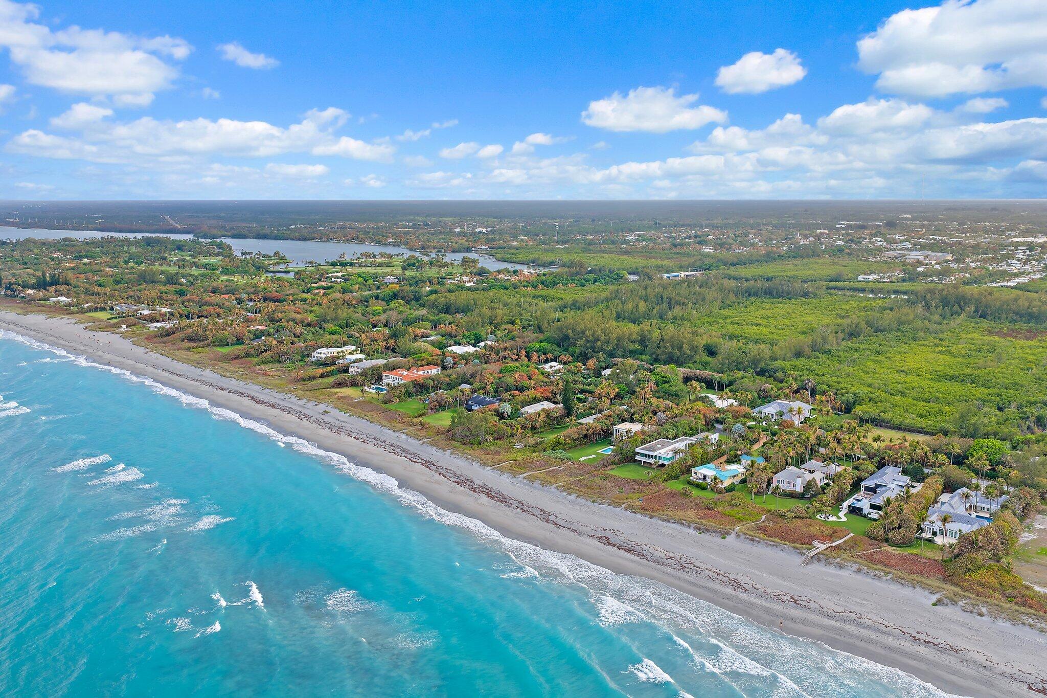 31 N Beach Hobe Sound, FL 33455