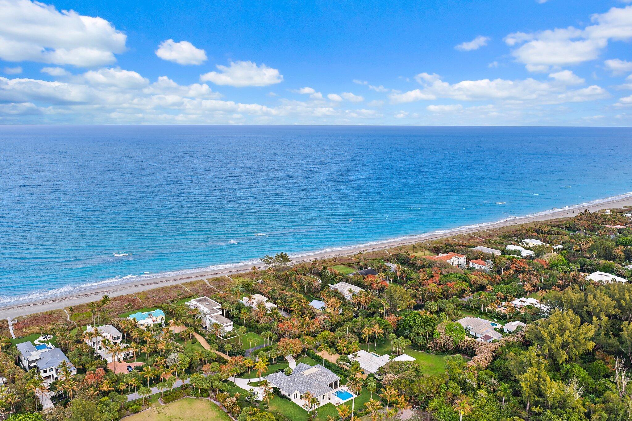 31 N Beach Hobe Sound, FL 33455