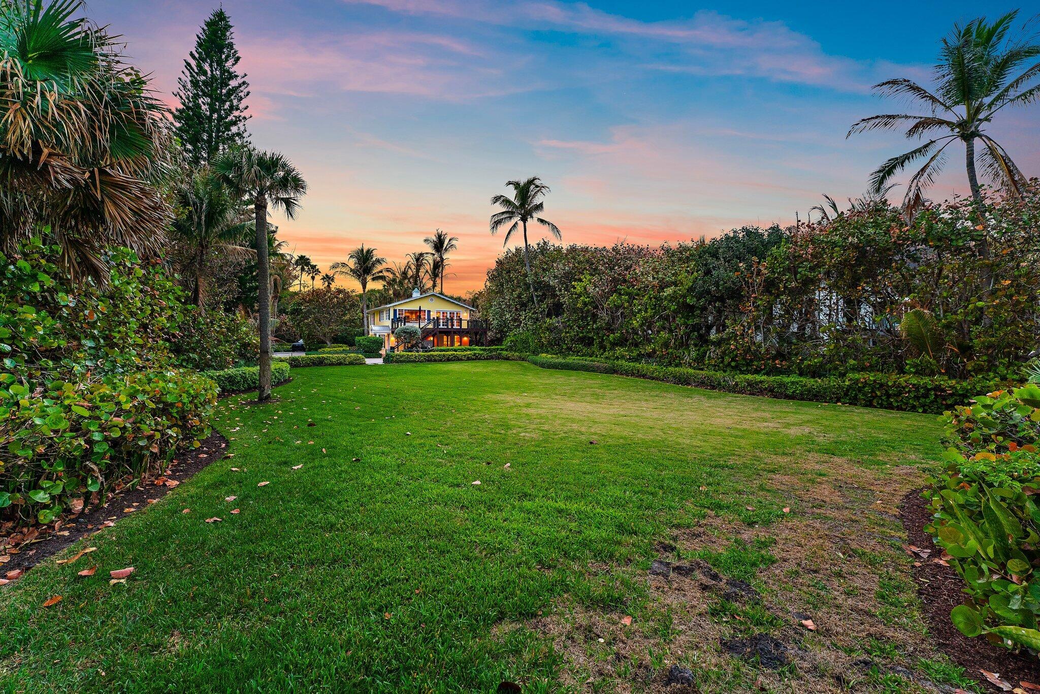 31 N Beach Hobe Sound, FL 33455