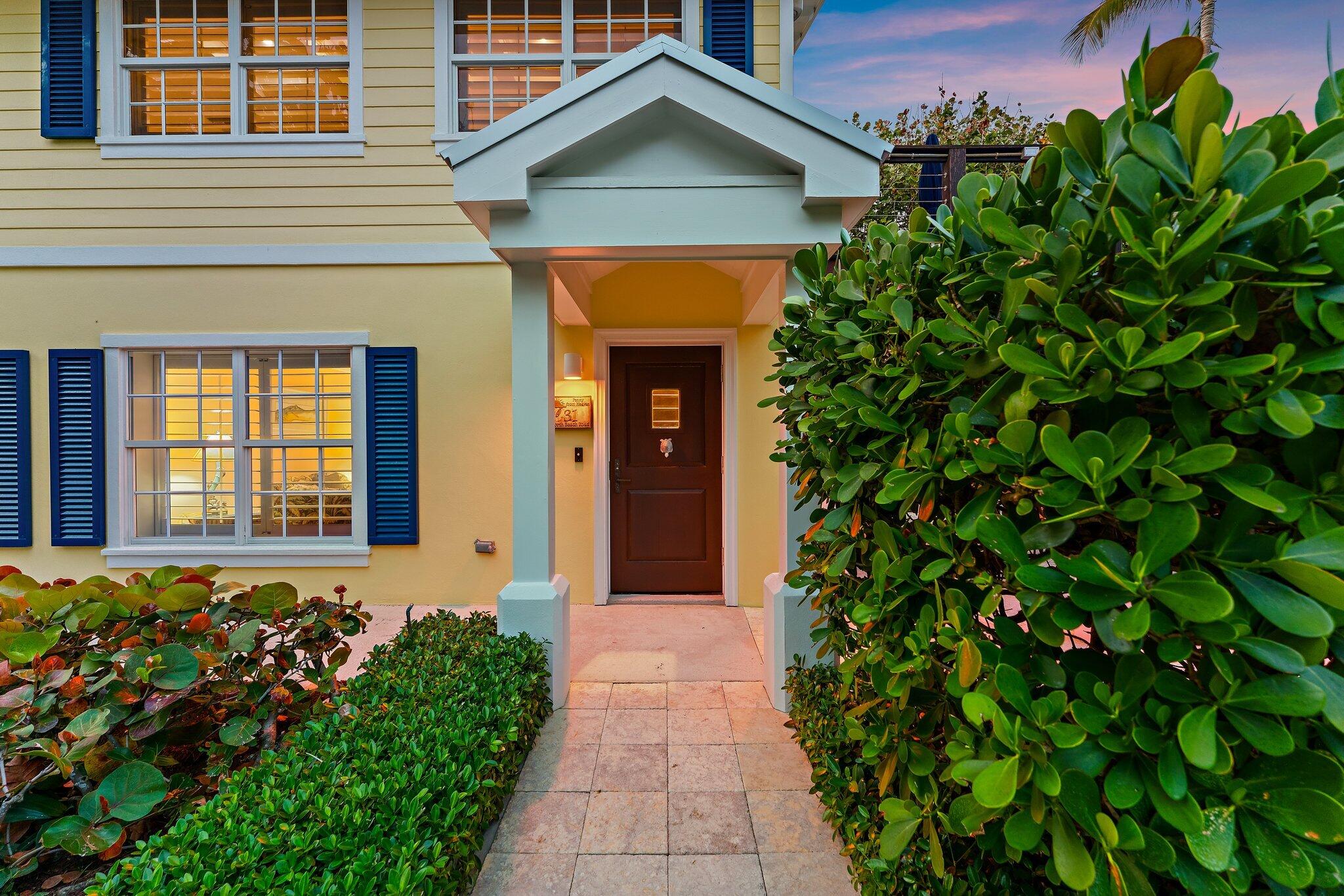 31 N Beach Hobe Sound, FL 33455