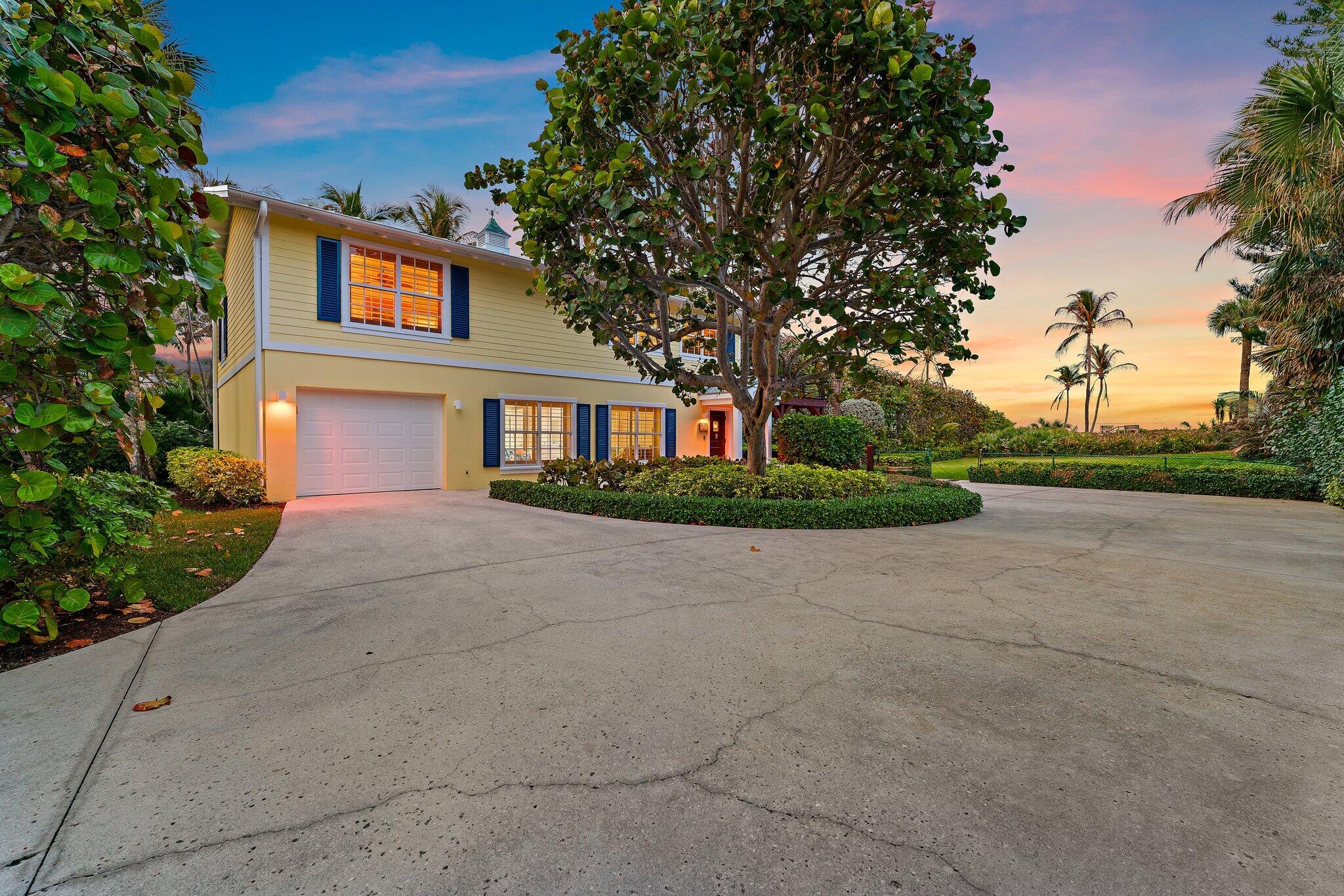 31 N Beach Hobe Sound, FL 33455