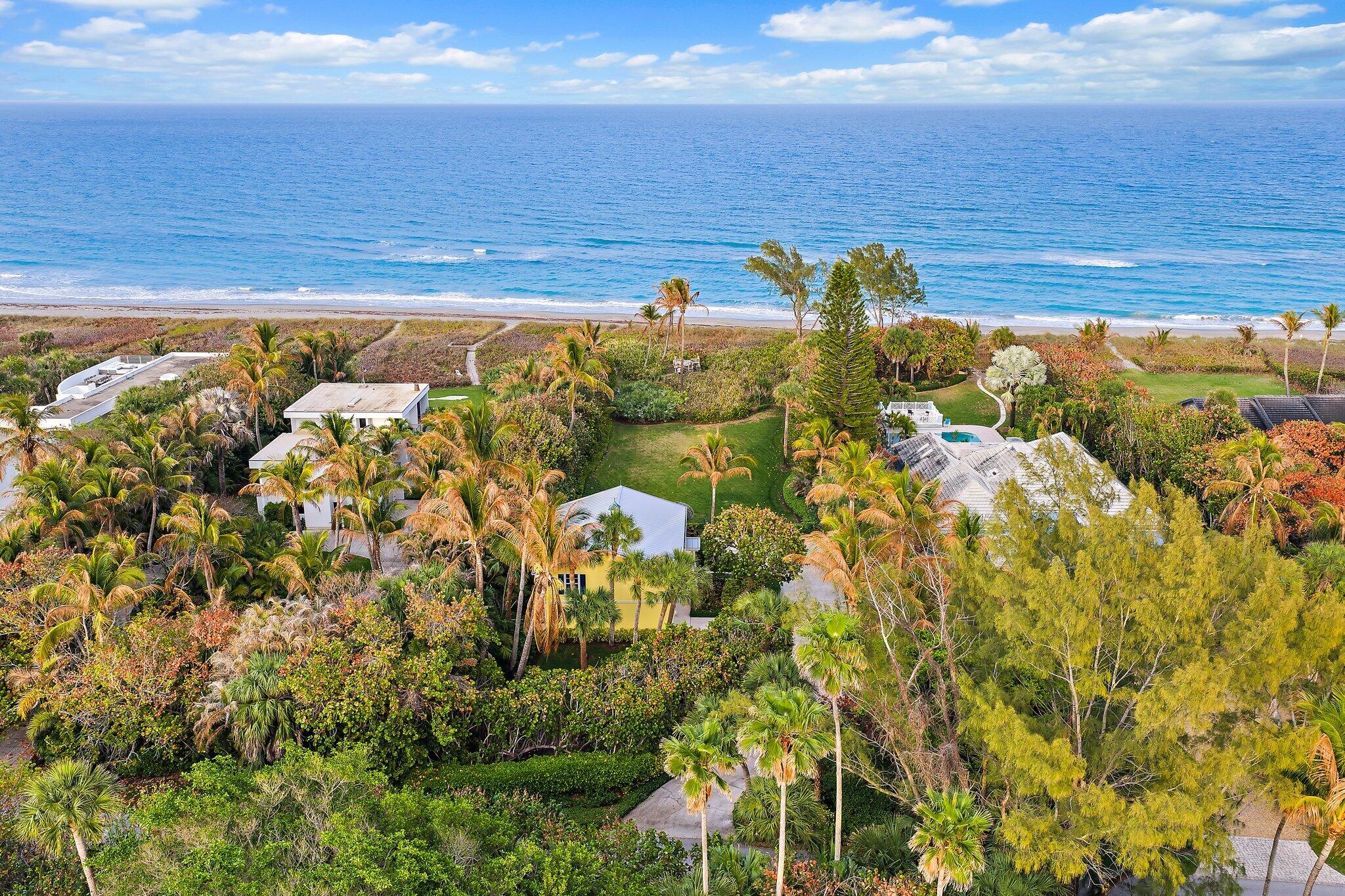 31 N Beach Hobe Sound, FL 33455