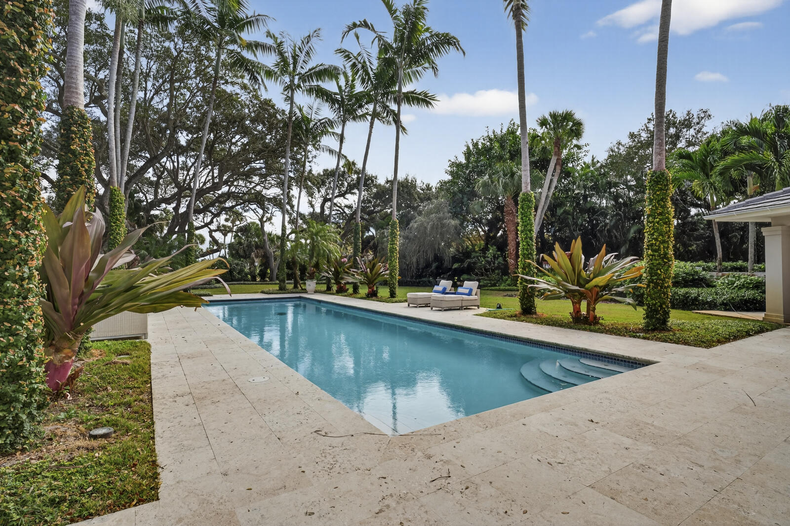 2010 Club Vero Beach, FL 32963