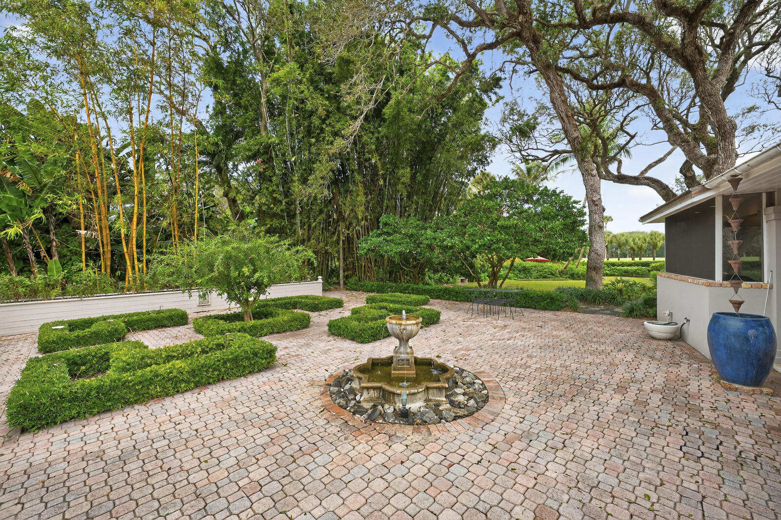 2010 Club Vero Beach, FL 32963