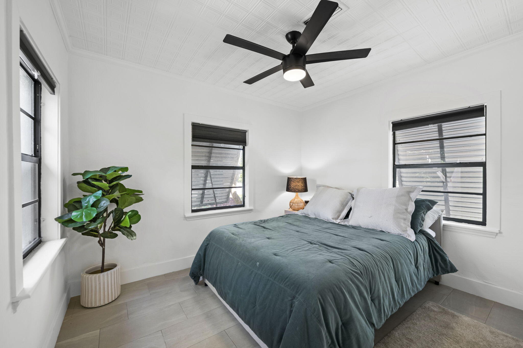 1500 SW 13th Fort Lauderdale, FL 33312