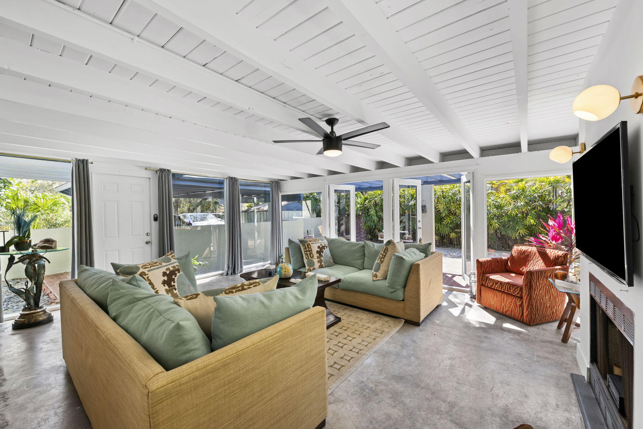 1500 SW 13th Fort Lauderdale, FL 33312