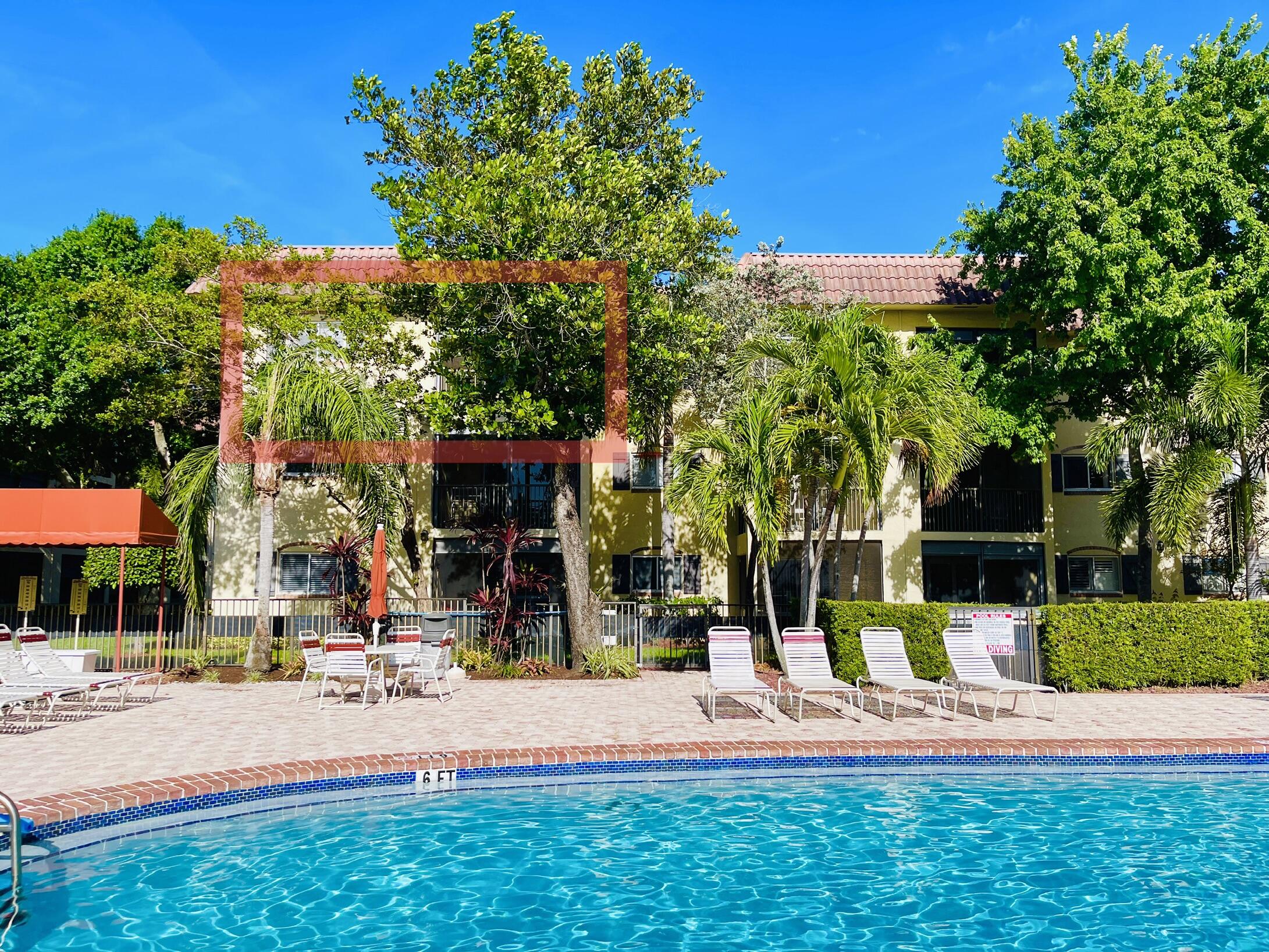 257 S Cypress #442