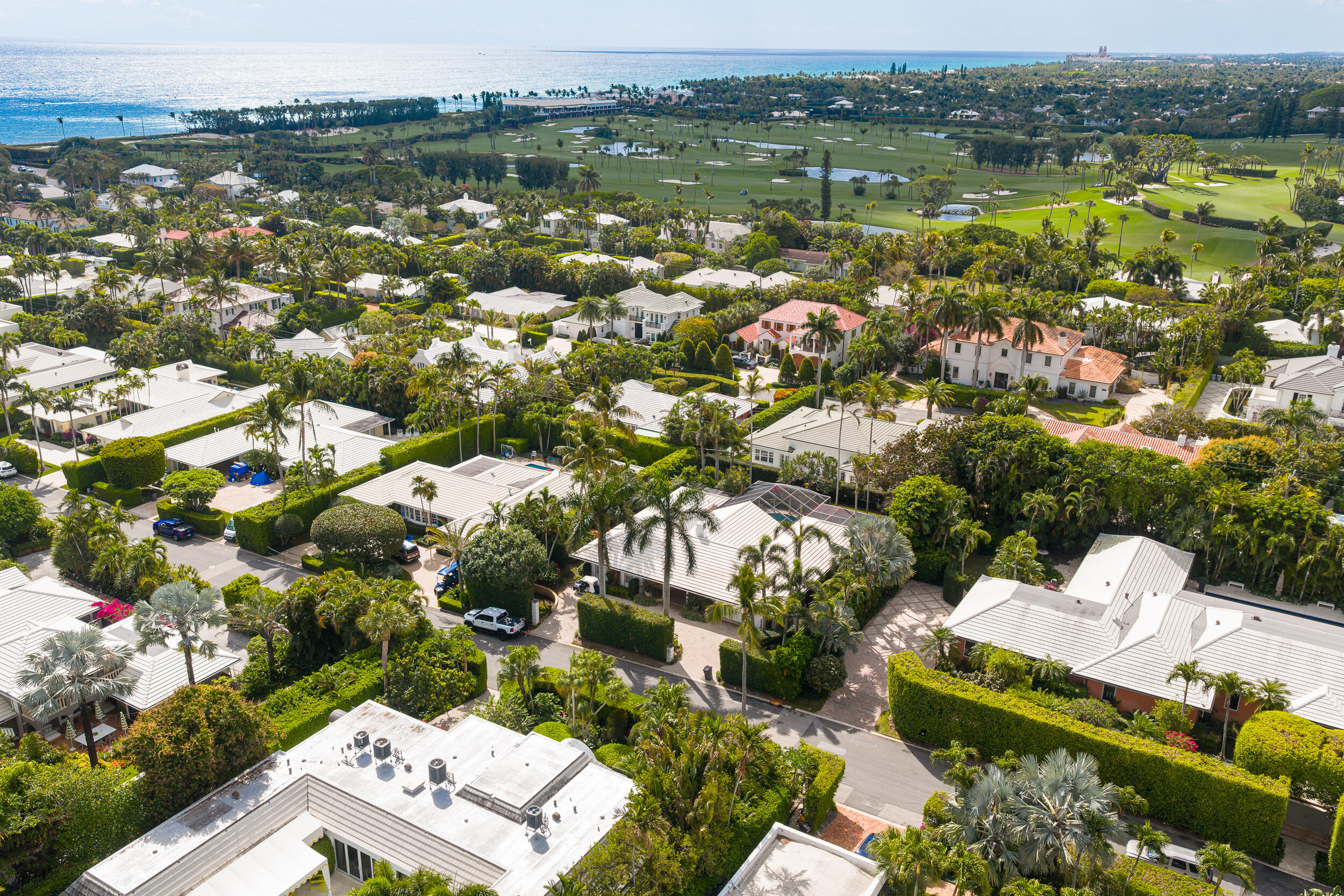 280 Tradewind Palm Beach, FL 33480