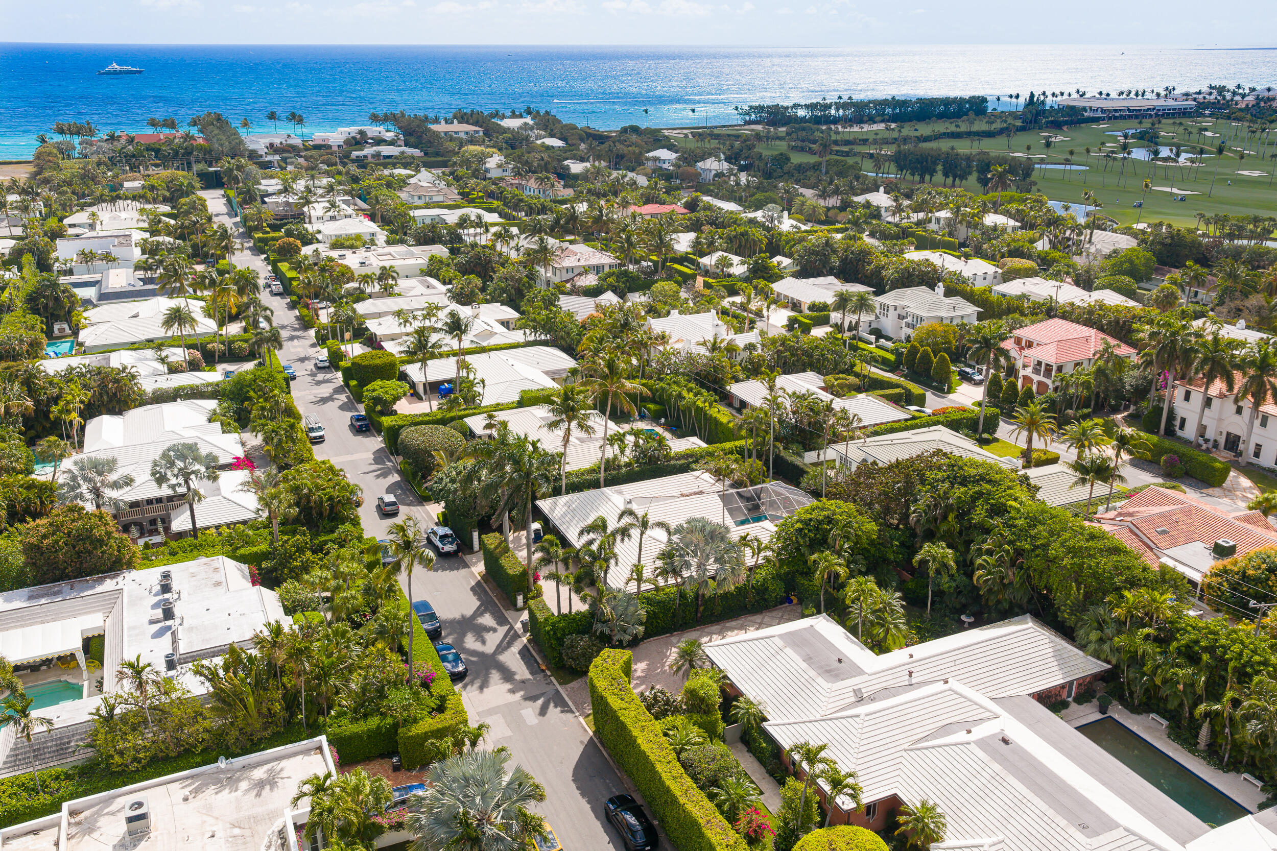 280 Tradewind Palm Beach, FL 33480