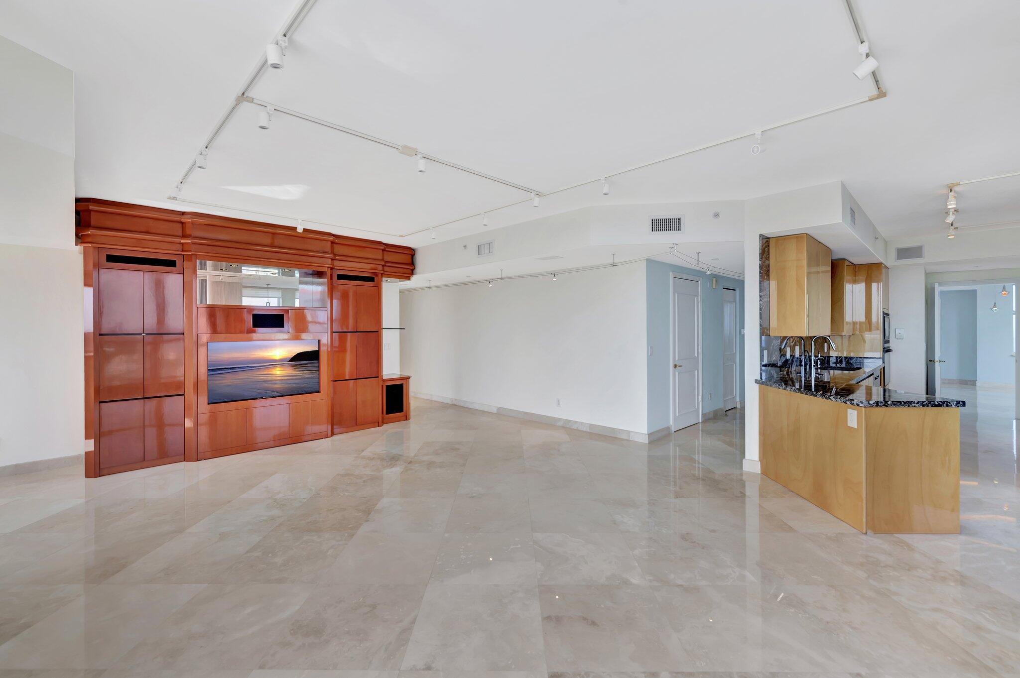 2100 N Ocean #16e Fort Lauderdale, FL 33305