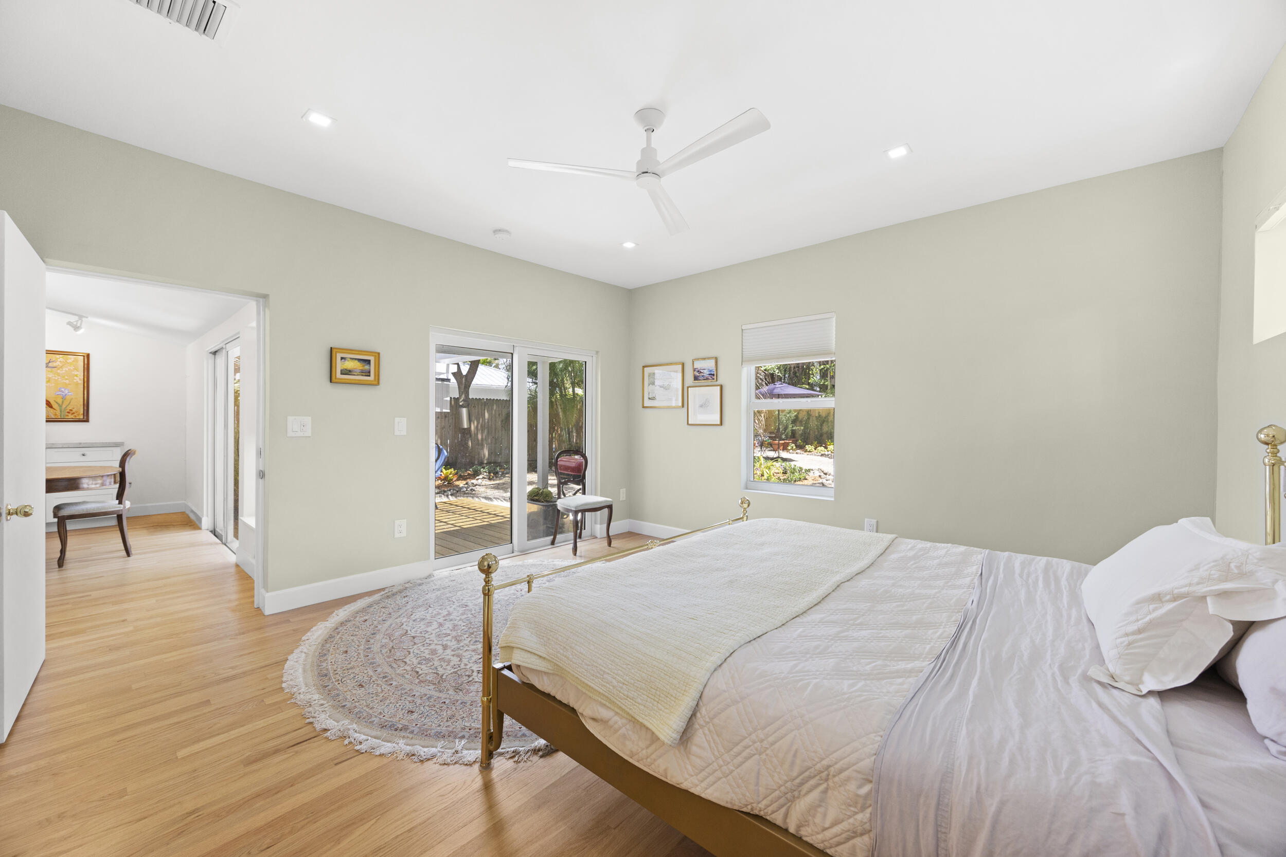 634 NE 17th Fort Lauderdale, FL 33304