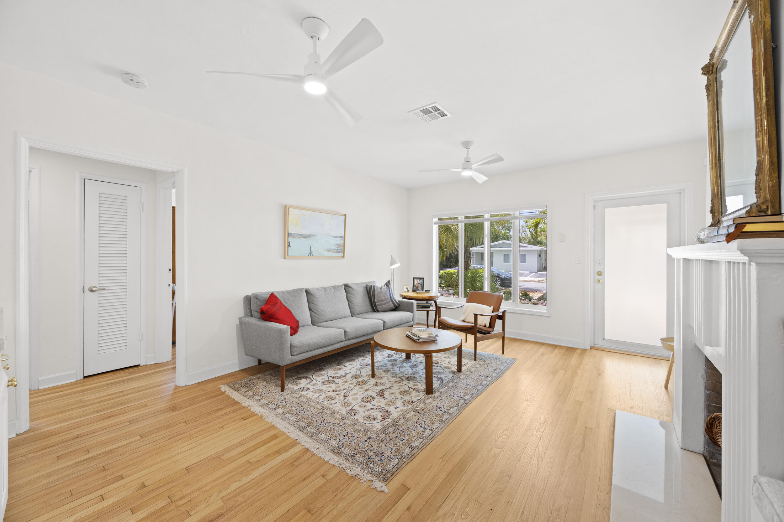 634 NE 17th Fort Lauderdale, FL 33304