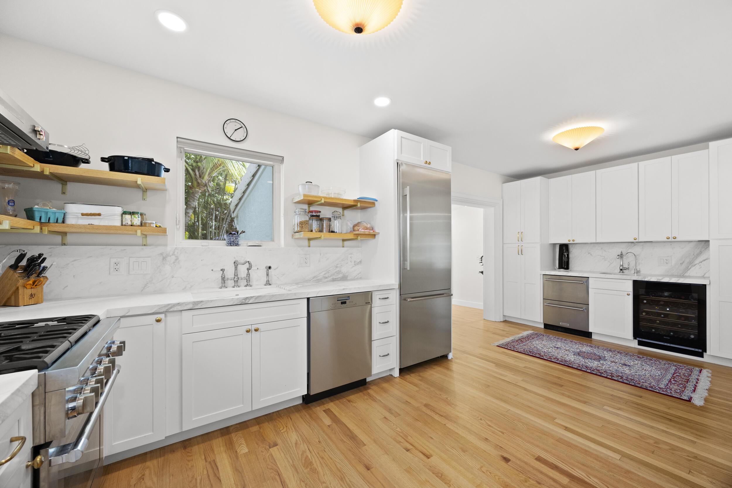 634 NE 17th Fort Lauderdale, FL 33304