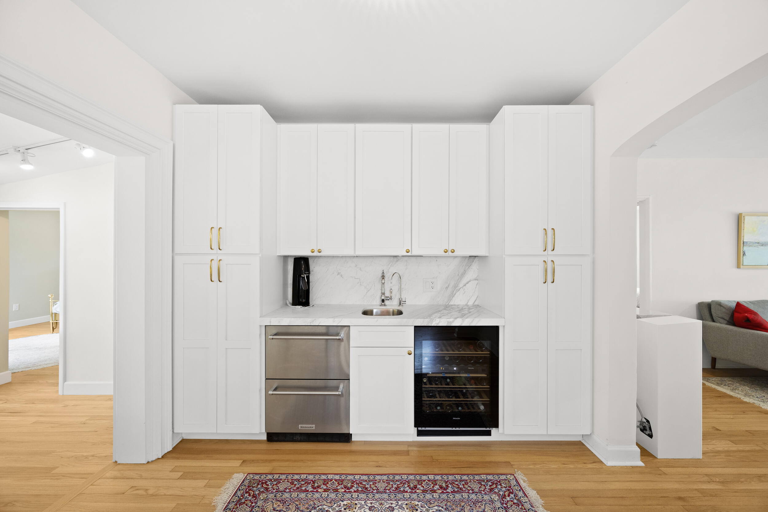 634 NE 17th Fort Lauderdale, FL 33304