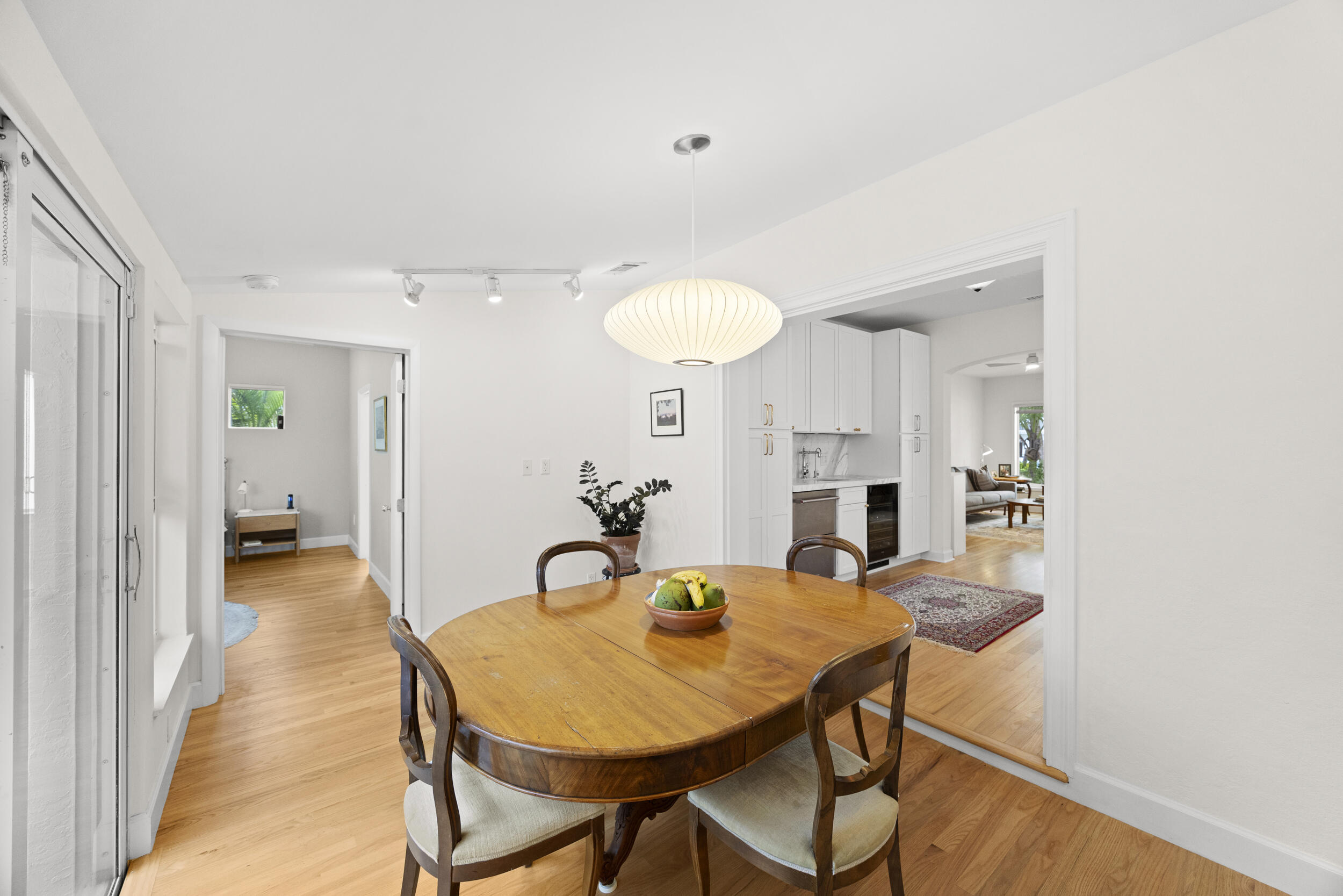 634 NE 17th Fort Lauderdale, FL 33304