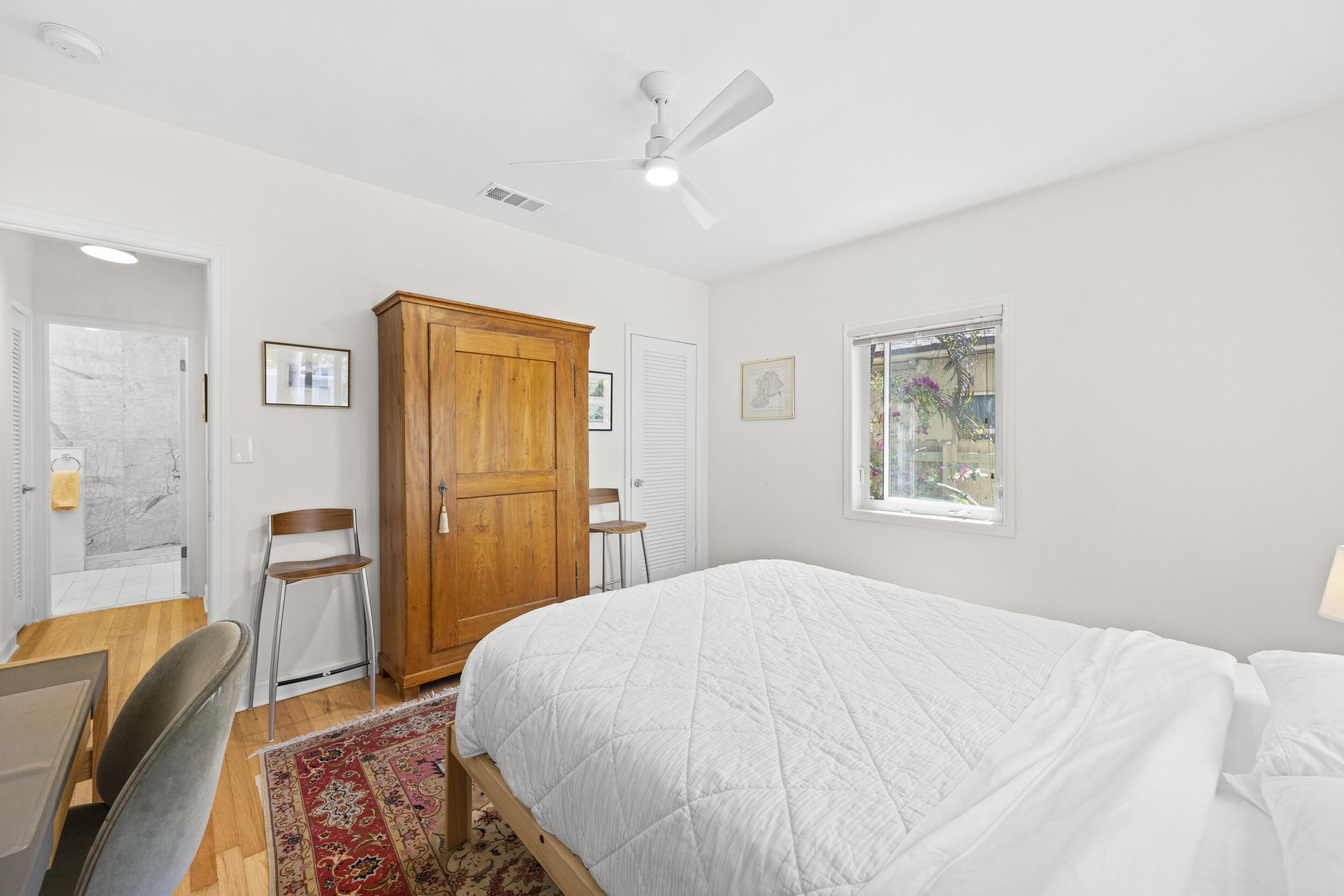 634 NE 17th Fort Lauderdale, FL 33304