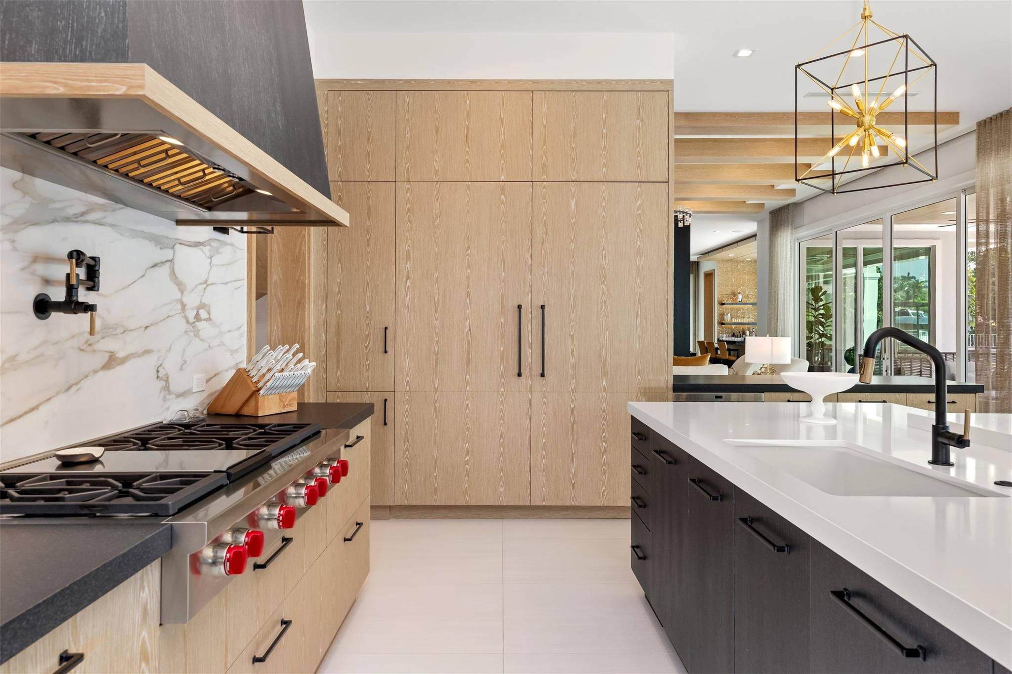 2520 Del Lago Fort Lauderdale, FL 33316