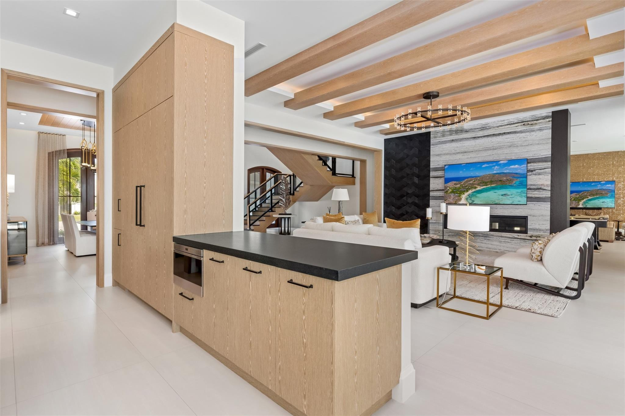 2520 Del Lago Fort Lauderdale, FL 33316