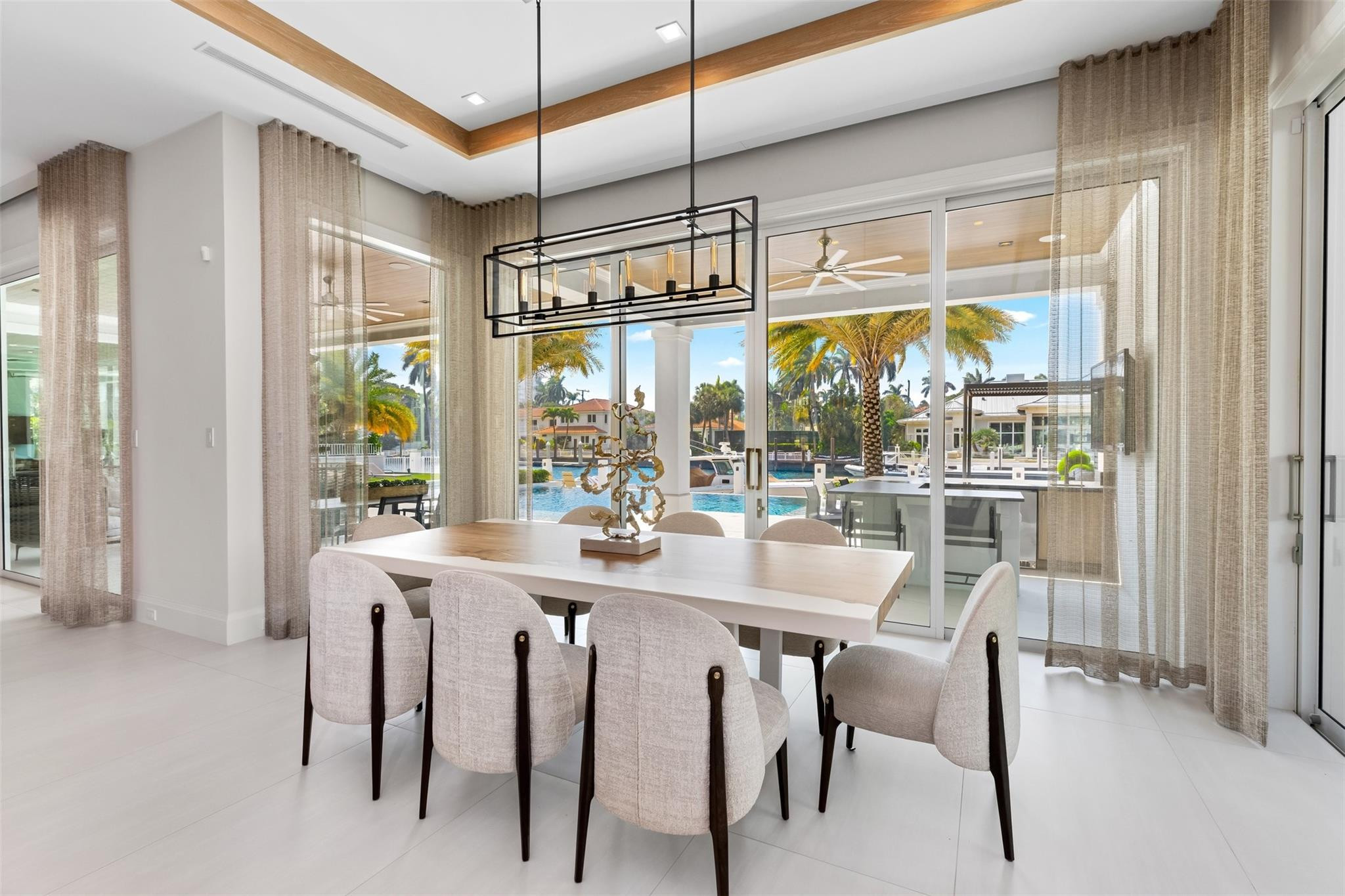 2520 Del Lago Fort Lauderdale, FL 33316