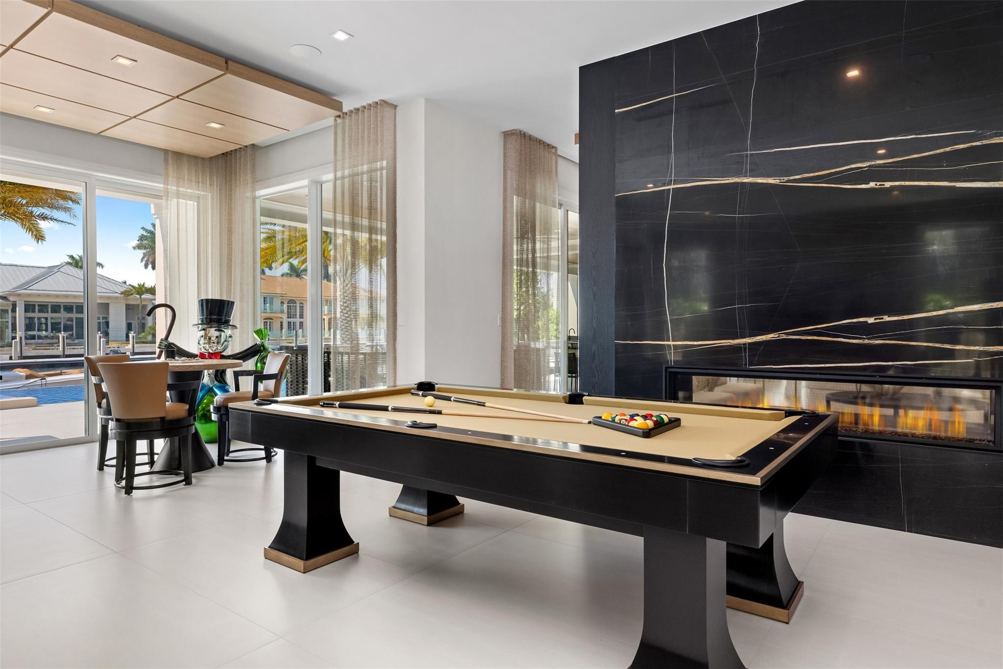 2520 Del Lago Fort Lauderdale, FL 33316