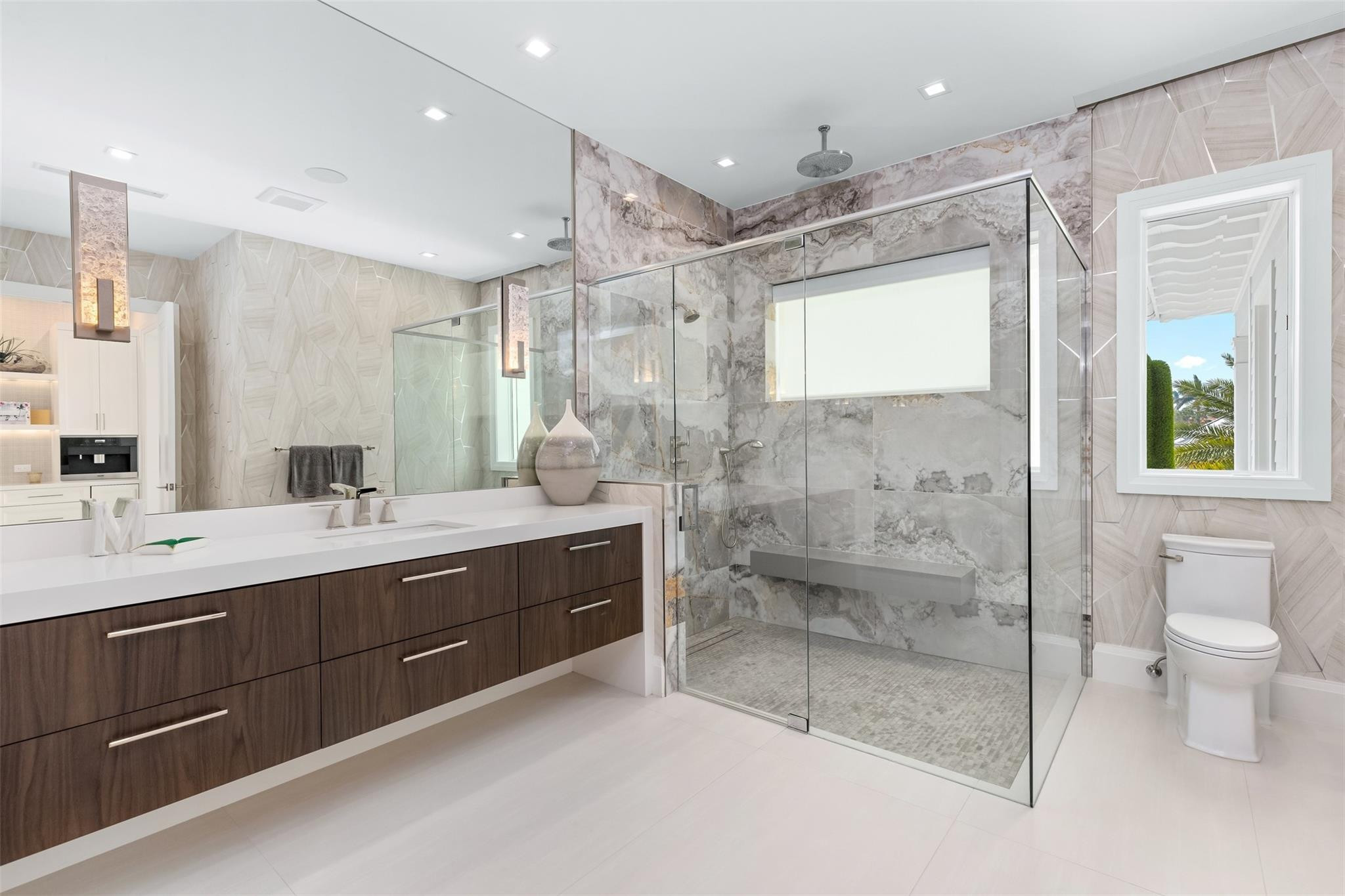 2520 Del Lago Fort Lauderdale, FL 33316