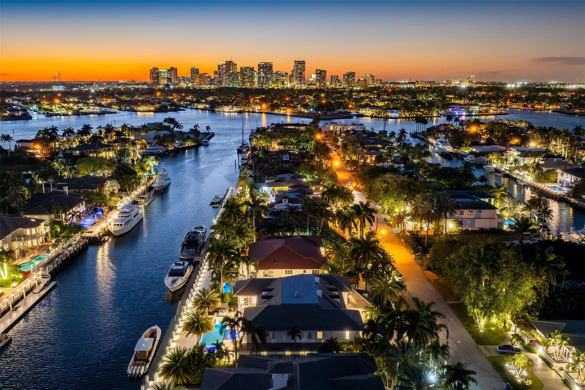 2520 Del Lago Fort Lauderdale, FL 33316