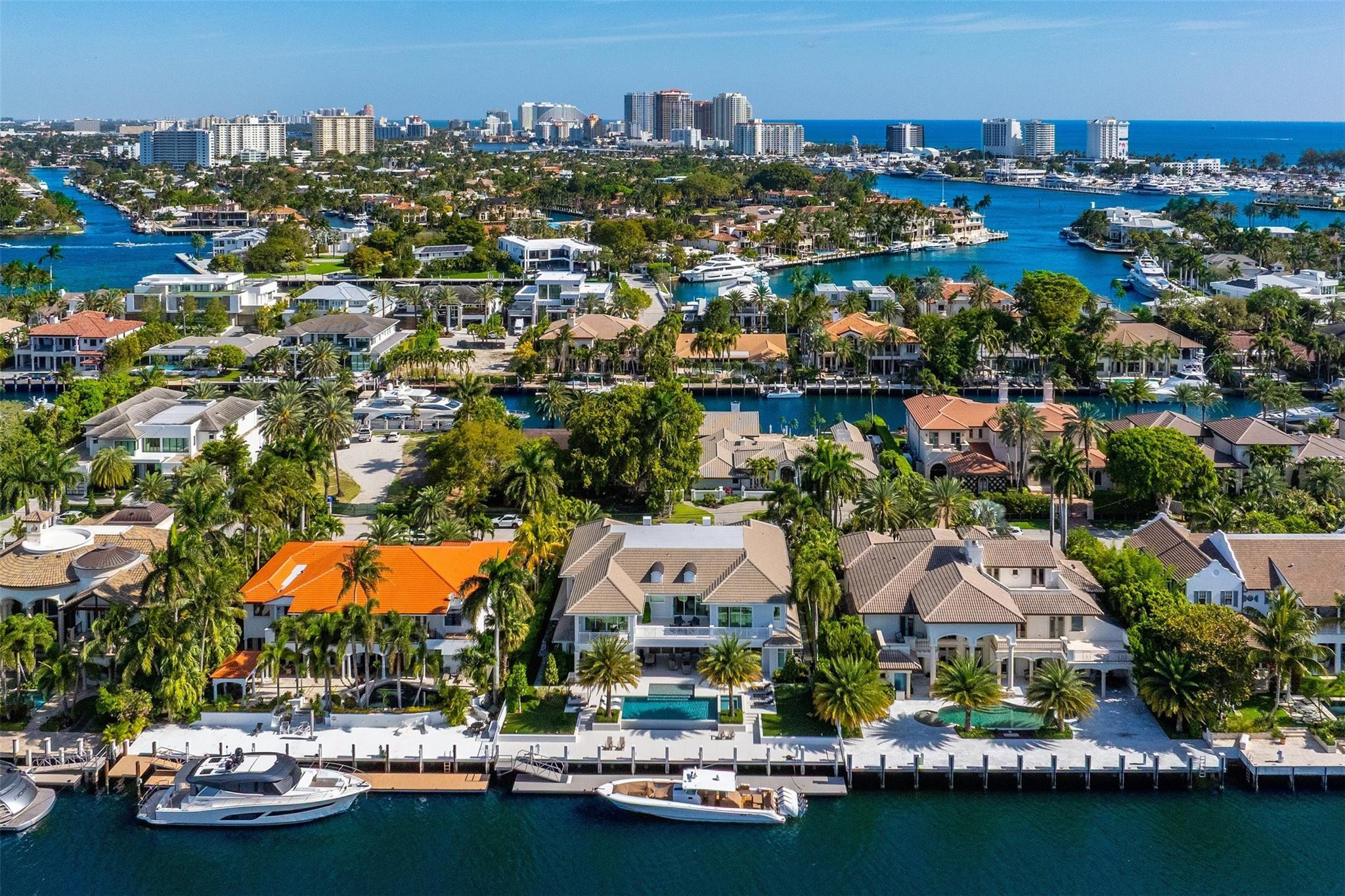 2520 Del Lago Fort Lauderdale, FL 33316