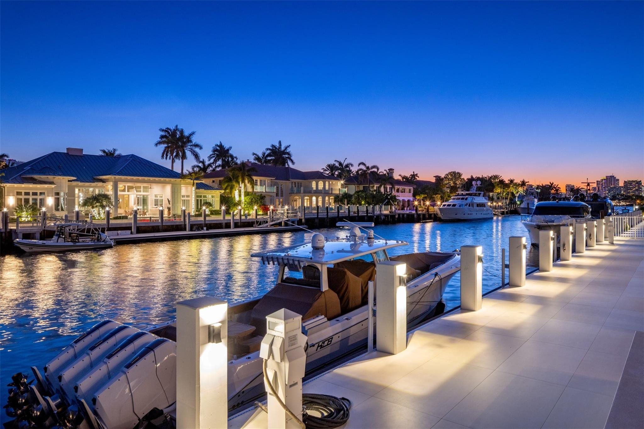 2520 Del Lago Fort Lauderdale, FL 33316