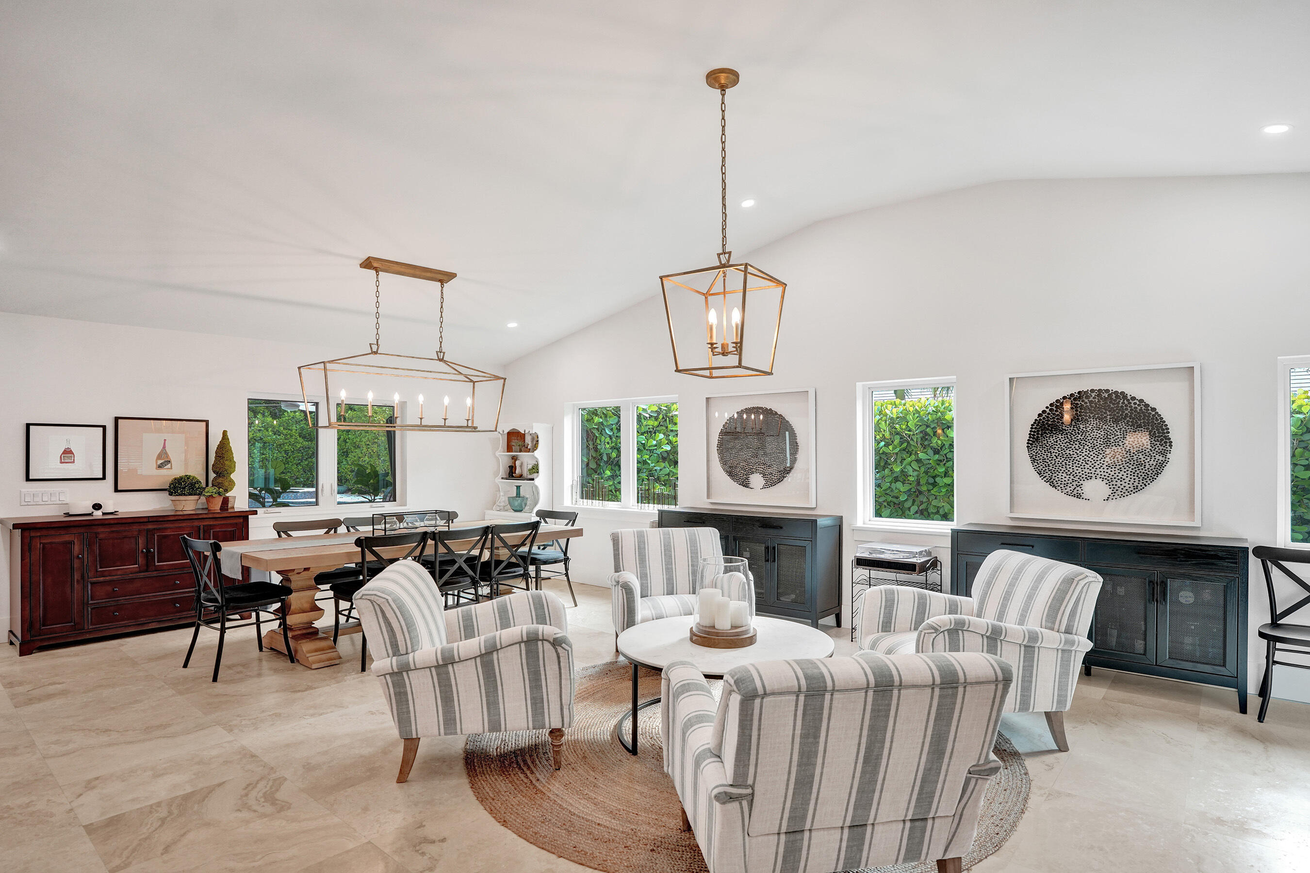 2421 NE 12th Fort Lauderdale, FL 33304