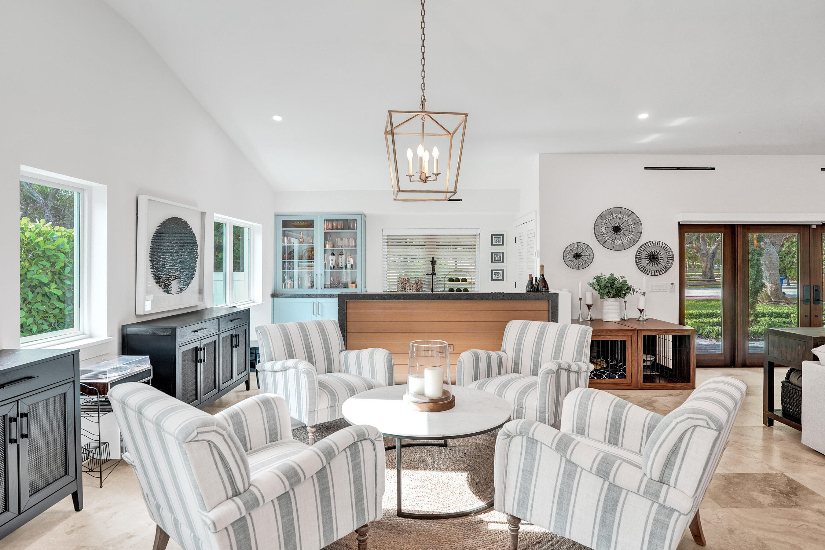 2421 NE 12th Fort Lauderdale, FL 33304