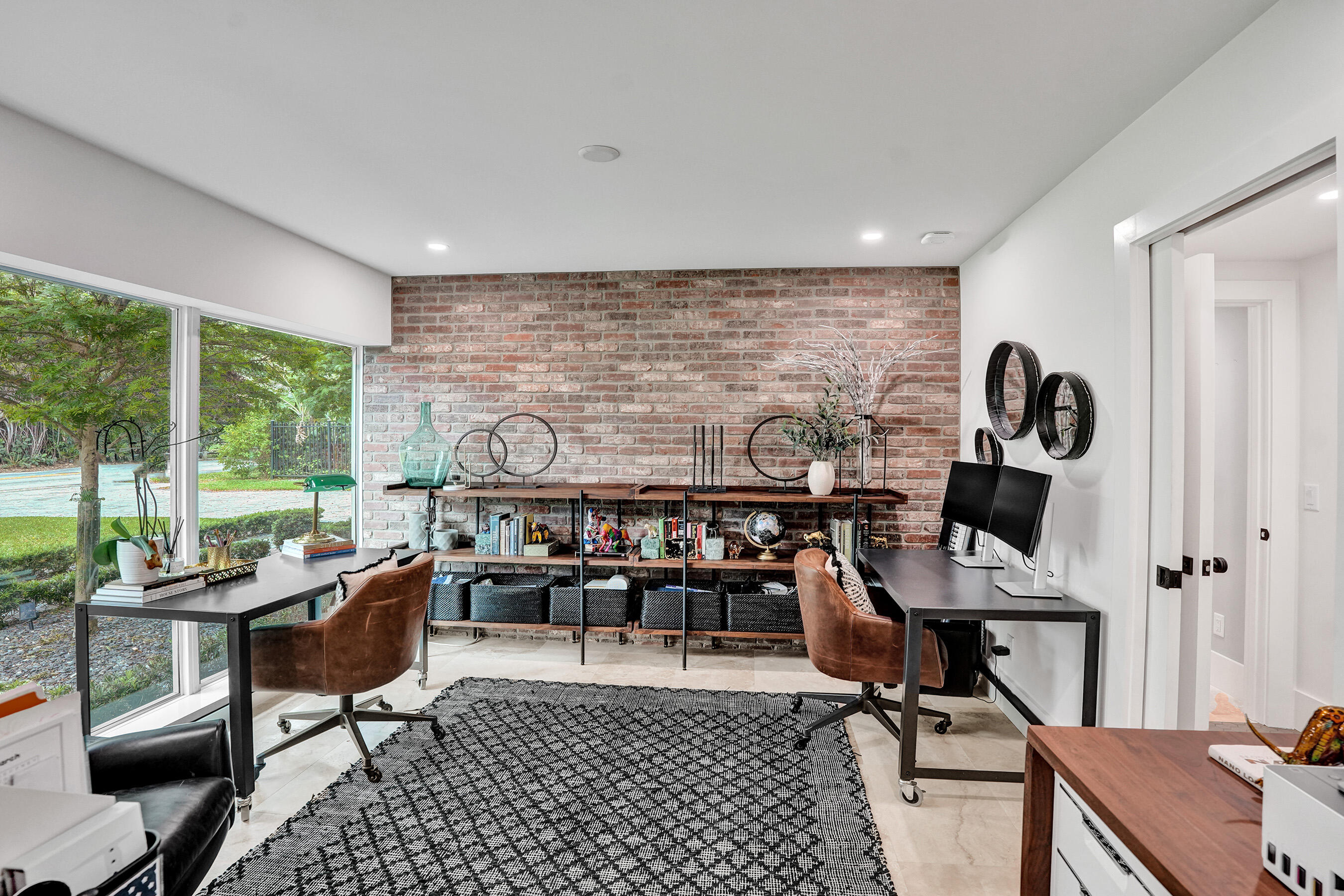 2421 NE 12th Fort Lauderdale, FL 33304