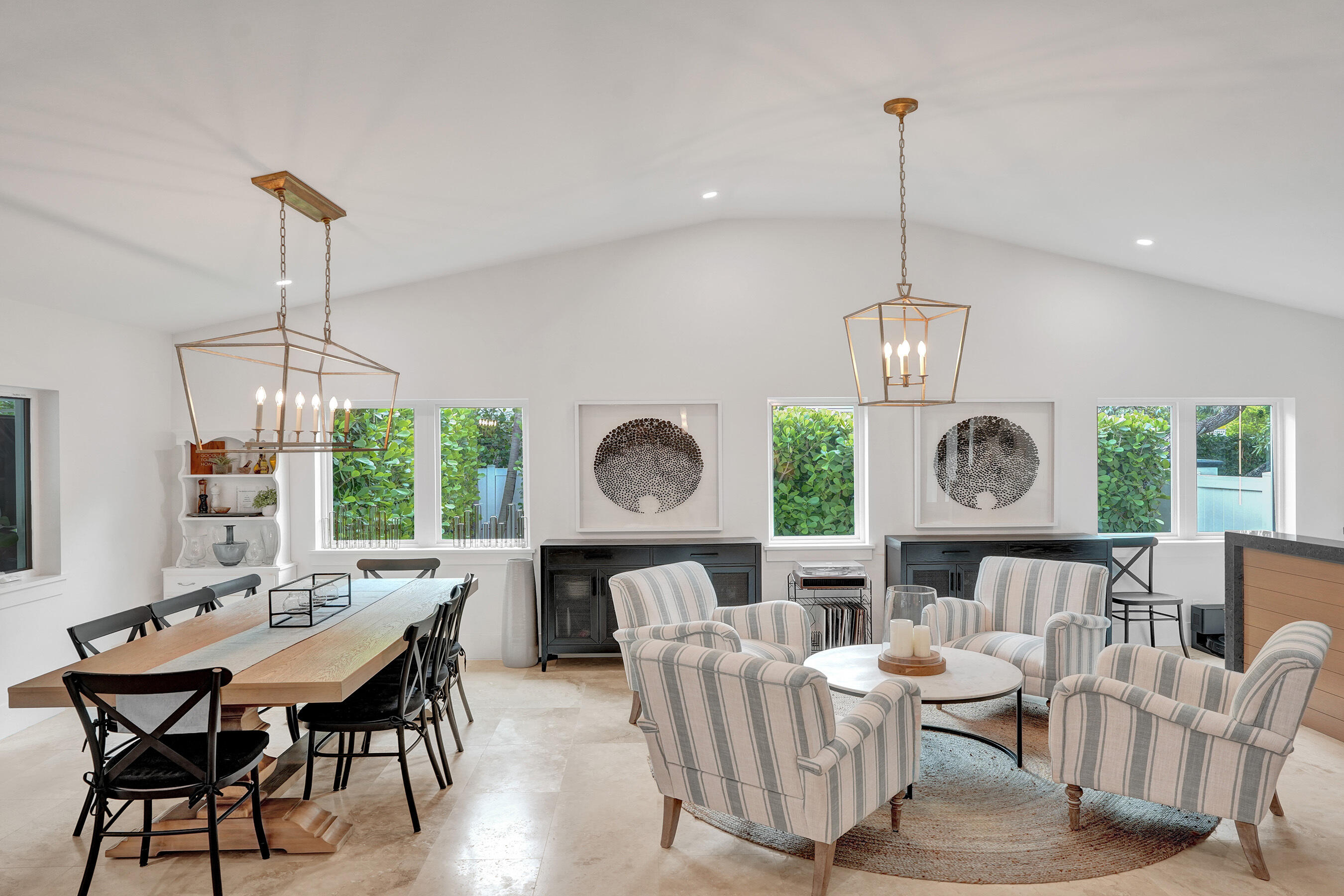 2421 NE 12th Fort Lauderdale, FL 33304