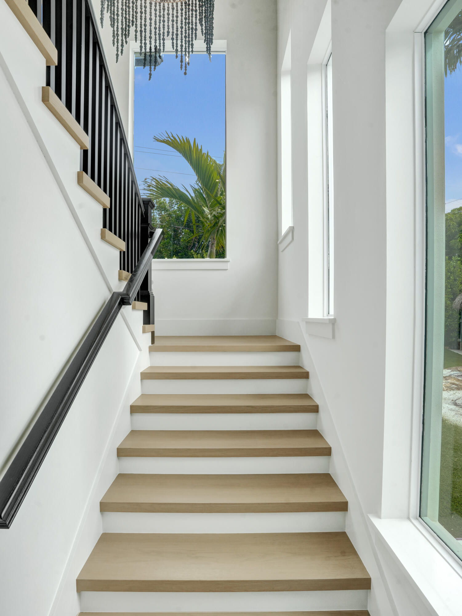 2421 NE 12th Fort Lauderdale, FL 33304