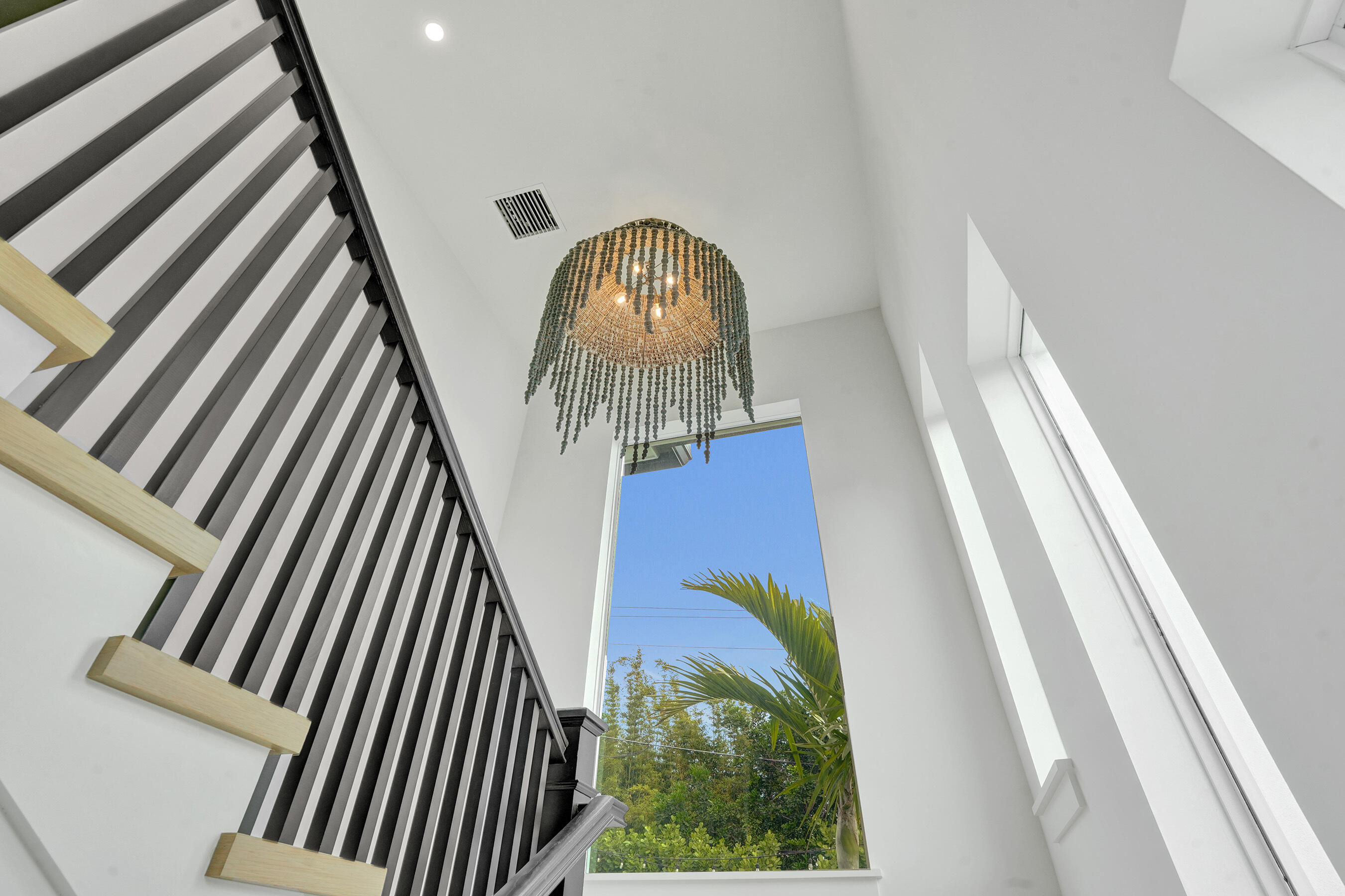 2421 NE 12th Fort Lauderdale, FL 33304