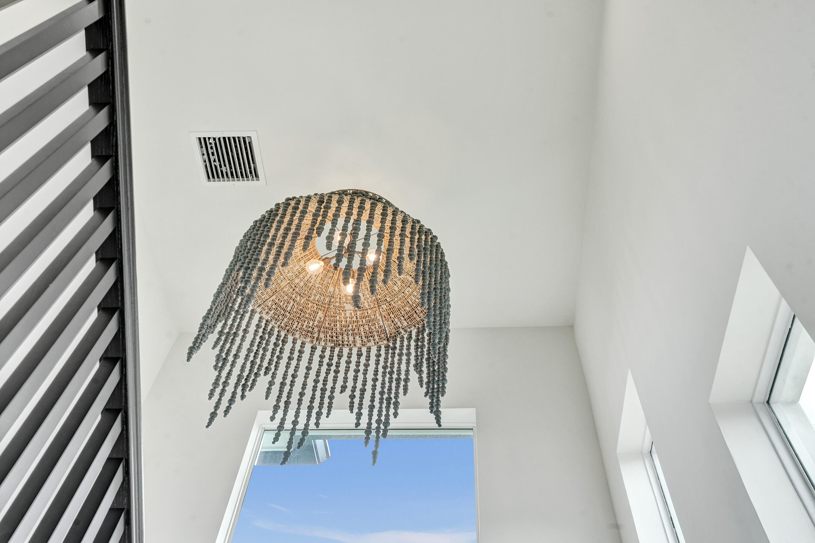 2421 NE 12th Fort Lauderdale, FL 33304