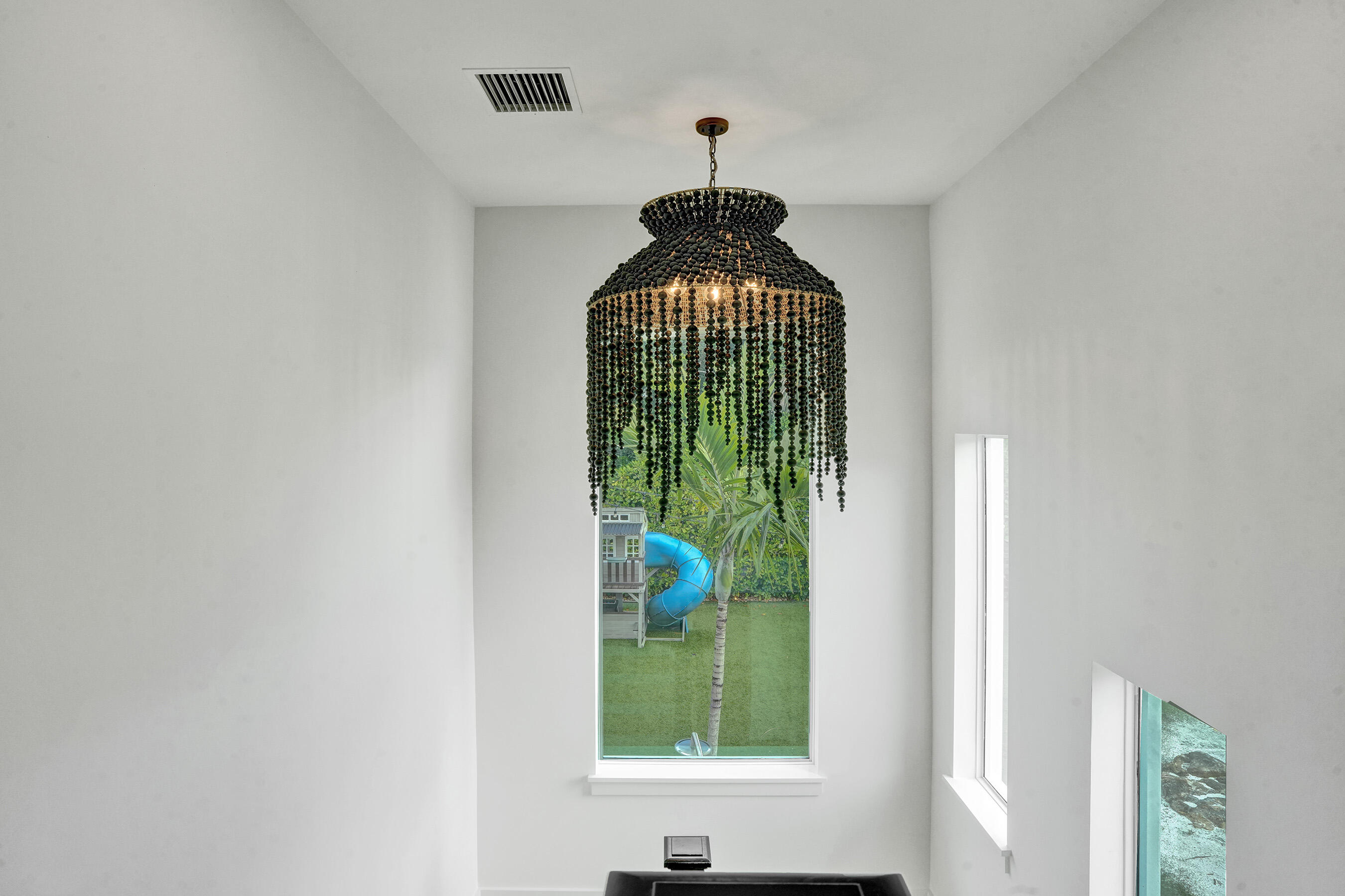 2421 NE 12th Fort Lauderdale, FL 33304