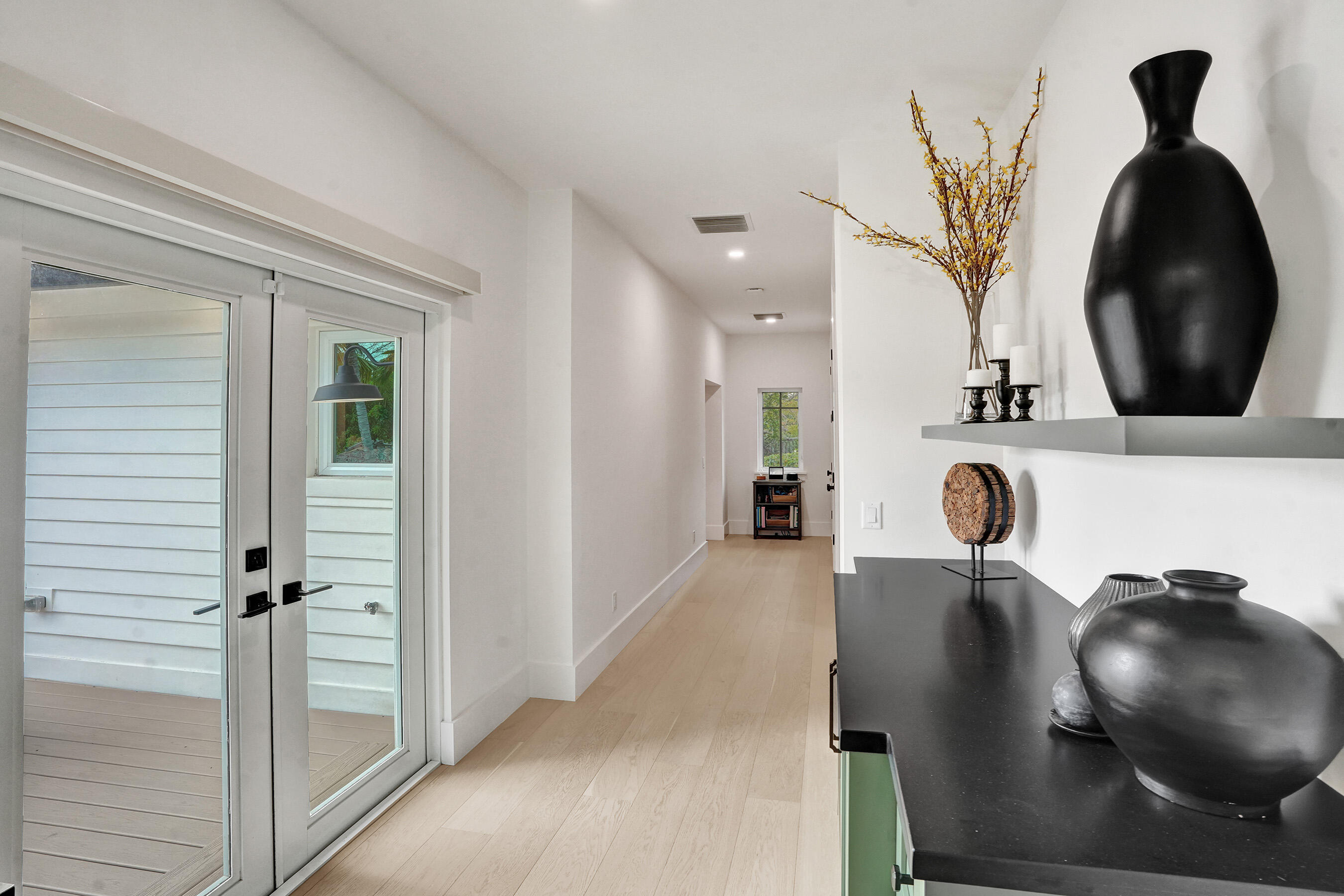 2421 NE 12th Fort Lauderdale, FL 33304